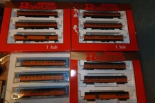 Rivarossi/Arnold - 12 6achsige US Waggons / The Milwaukee Road / neuwertig / OVP