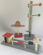 3x Zubehör zu Spur 0 Märklin