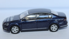 VW Passat Limousine blau metallic 20 Jahre VW Sachsen Wiking 1:87