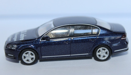 Passat limousine blau - vw,