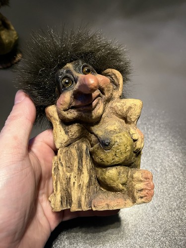 Nyform troll zufrieden - nyform,