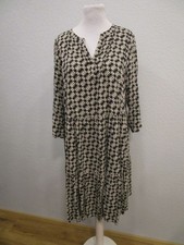 Comma Kleid V-Ausschnitt 3/4