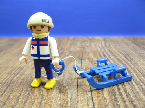 Junge mit schlitten - junge,