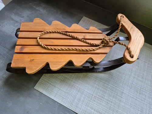 Kleiner holzschlitten für - kleiner,