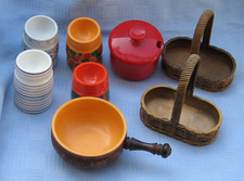 Konvolut 70er Emsa Eierbecher Kunststoff und verschiedene Teile siehe Foto