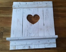 Deko Fensterladen Shabby chic weiß used mit Ablage aus Altholz Unikat