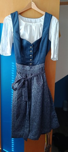 Dirndel mit bluse - (g.38),