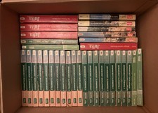 35 Bücher mit je 3 Romane vom