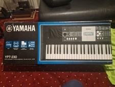 Yamaha YPT-230 Keyboard –