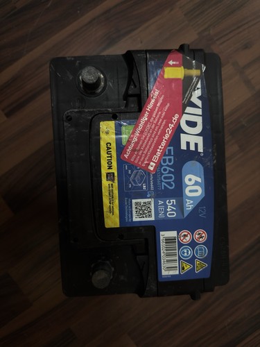 12v batterieladegerät - batterieladegerät, –