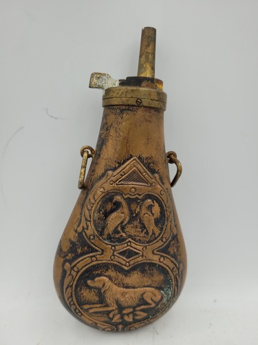Alte pulverflasche aus kupfer - alte,