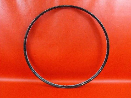 Altes oldtimer fahrrad felge - altes,