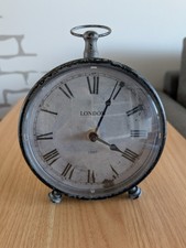 Tischuhr Vintage Metall schwarz Used-Look Shabby-Optik Römische Ziffern Standuhr