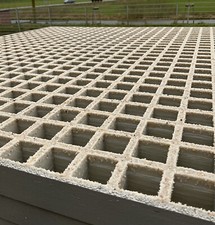 GFK Gitterrost grau, besandet - Rutschhemmung R13