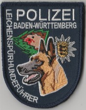 Leichenspürhundeführer