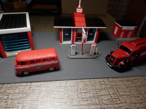 Esso station lkw mercedes - mt.,