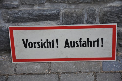 Altes schild ddr vorsicht - schild, ddr,vorsicht