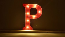 LED 3D Leucht-Buchstabe P ROT