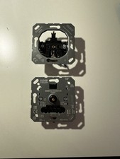 Jung LED Dimmer Und Schuko-Steckdose