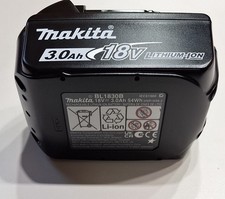 Makita Akku 18V Lithium Ion / 3.0 Ah mit Ladeanzeige ~ NEU / UNBENUTZT