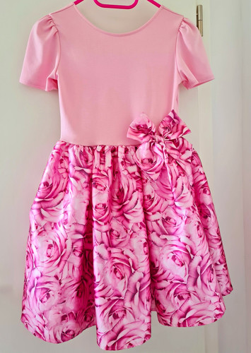Kleid 134 140 - gr., 134/140