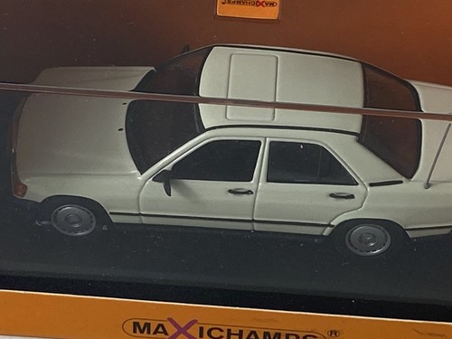Mercedes 190e maxichamps - mercedes, 190e-maxichamps-1:43-