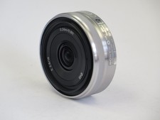 Sony Alpha SEL16F28 16 mm