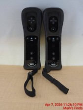 Lot of 2 OEM Nintendo Wii