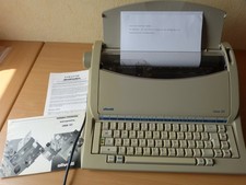 Schreibmaschine Olivetti Linea