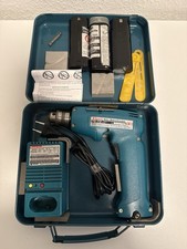 Makita Akkuschrauber 6072D & Ladegerät DC9700 Metall mit Koffer Bastler