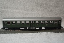 ROCO Umbauwagen 4-achsig 2. Klasse (B4yg) der DB Ep. III in OVP