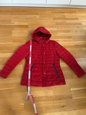 Rote Thermo-Winterjacke von