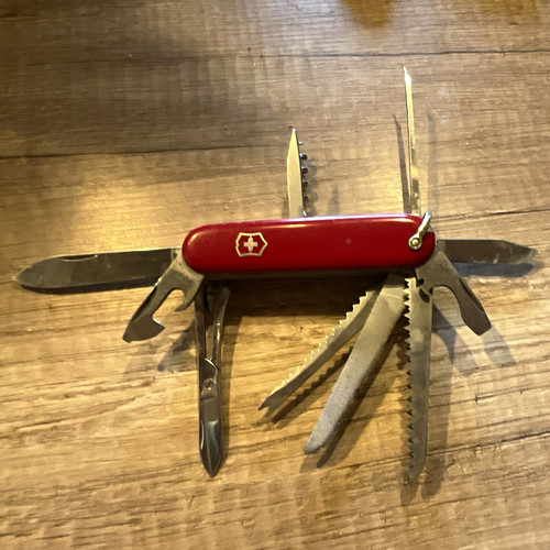 Victorinox swiss army knife - swiss,