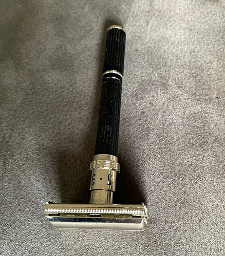 Gillette super adjustable - gillette,