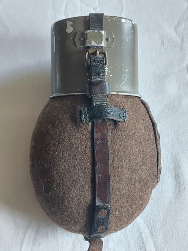 Feldflasche mit