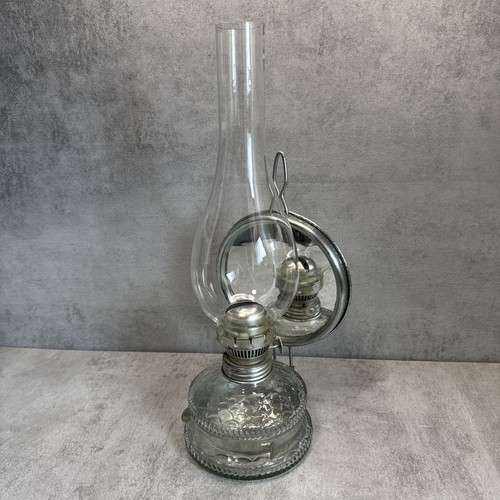 Antike petroleumlampe mit - antike,