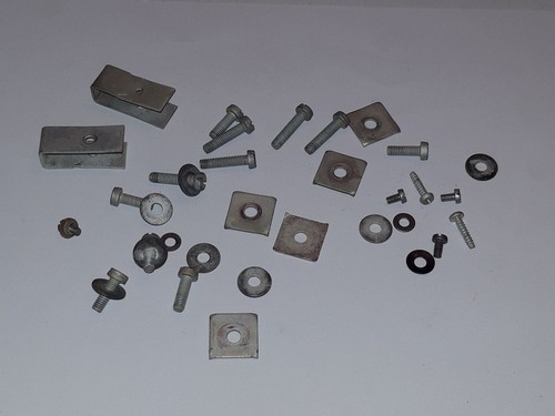 Befestigung chassis - (chassis, +