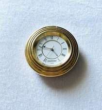 Elegante Swarovski-Reise-/Tisch-Alarm­uhr (Swiss Alarm, goldfarben)