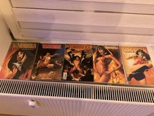 Vampirella - verschiedene Serien - 57 Hefte - Mit etlichen Variantcovern - Top