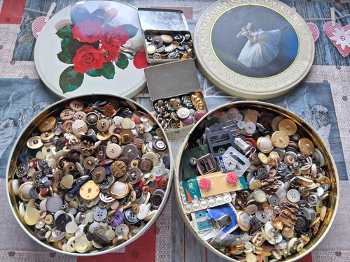 Omas alte knopfsammlung - omas,
