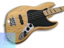 FENDER Jazz Bass 1975 Reissue