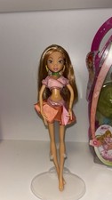 Winx Club- Flora School girl