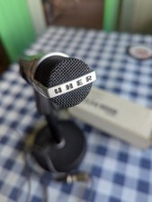 Uher M534. Vintage Dynamisches Mikrofon im Originalkarton.