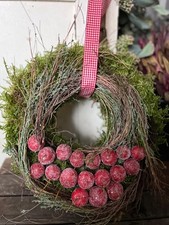 Moos-Kranz mit Äpfeln & Thymian (20/25/30 cm) – Duftende Deko mit Band