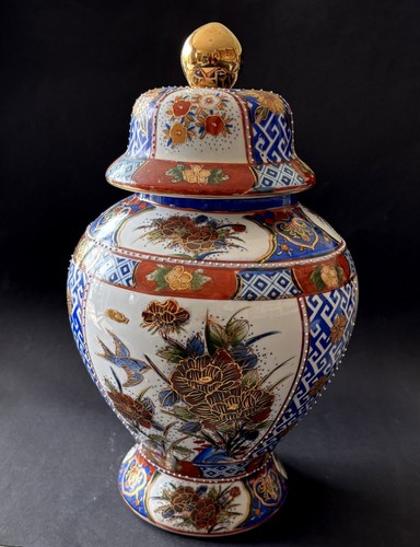 Japanische porzellan vase mit - porzellan-vase,