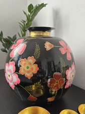 Deko Wohnzim.Blumige Vase Metal in Schwarz Gold mit 5 kleineren in zwei Größen.