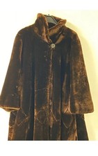 Pelzmantel aus Mouton wie neu