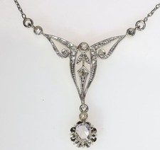 18K Gold Collier mit Diamanten