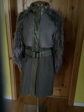 Extravaganter Mantel von