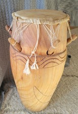 Kpanlogo, Afrikanische Holz